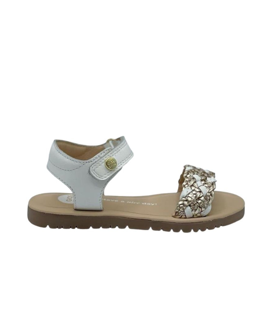 sandalias-branco-gioseppo