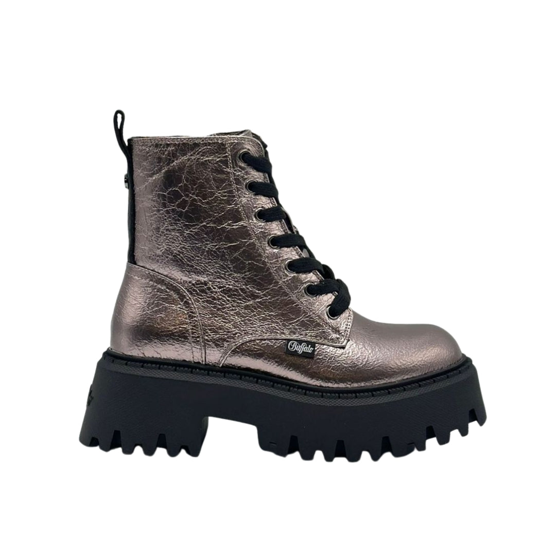 botas-metalizado-buffalo