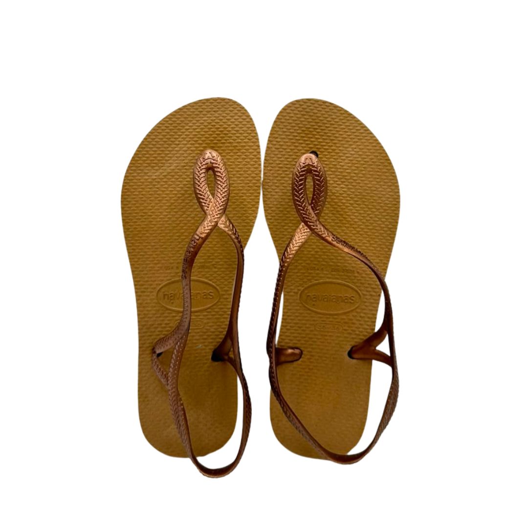 sandalias-dourado-havaianas